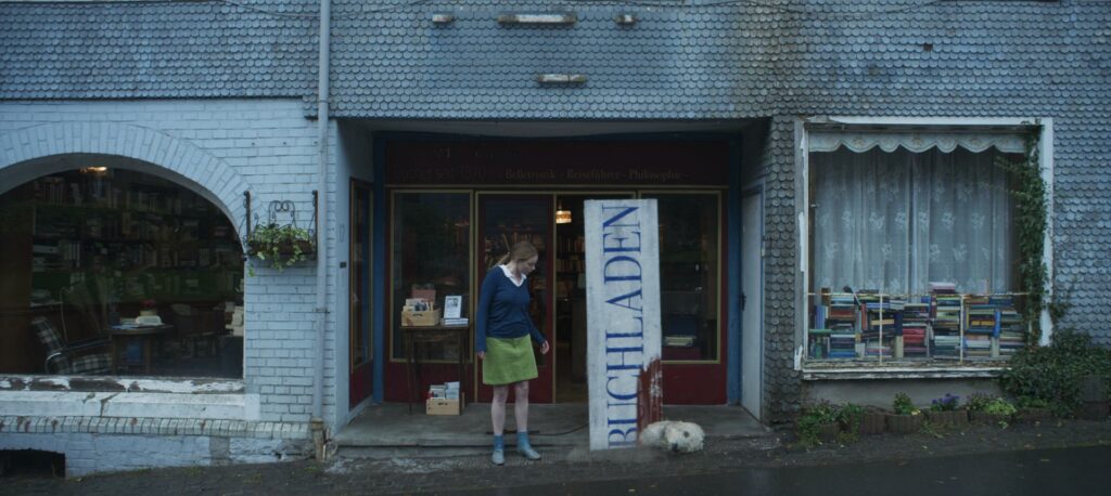 Visual Effects for Was man von hier aus sehen kann by Keller.io