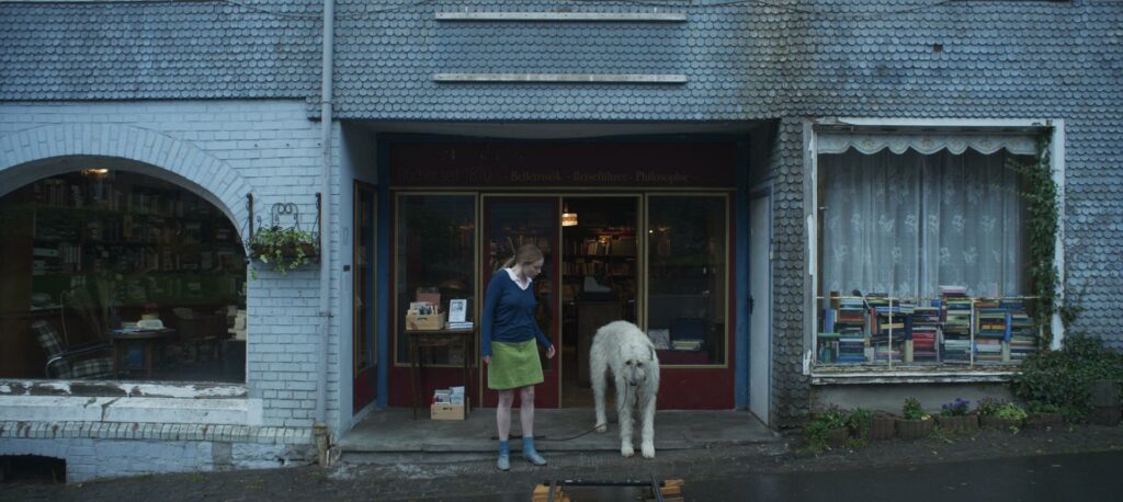 Visual Effects for Was man von hier aus sehen kann by Keller.io